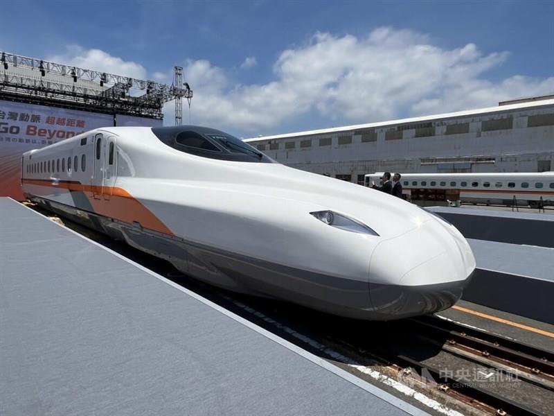 台湾高速鉄道の新型車両「N700ST」 日本で出荷セレモニー 27年7月の