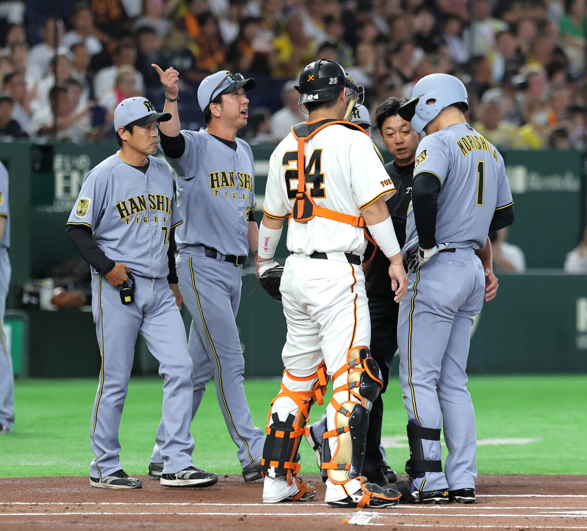 阪神】藤川球児監督、初回の森下翔太の2試合連続死球で激高のシーンに