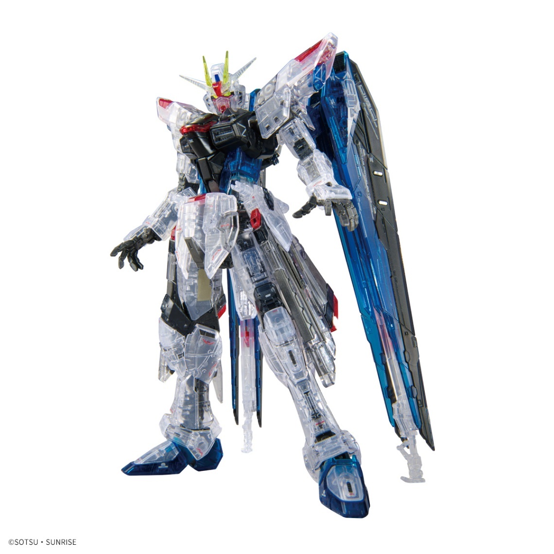 RG 1/144 ガンダムベース限定 上海フリーダムガンダム　ガンプラ 実物大フリーダムガンダム立像＞中国の立像 ガンプラがクリアカラーに