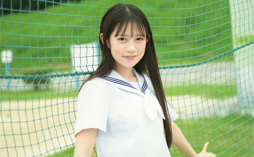 鈴野みお＞17歳のRain Tree美少女 水風船を手に びっしょ濡れ 「B.L.T.