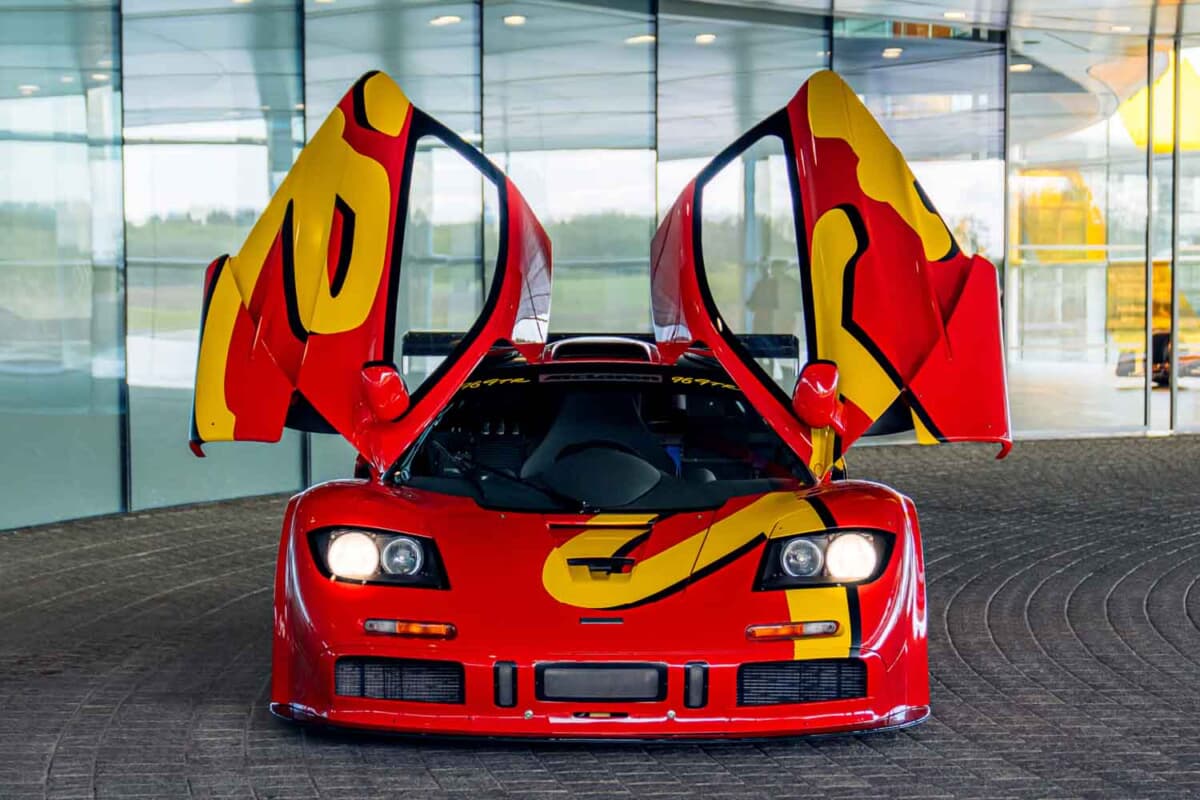 ポップアート仕様の専用色！ 約50億円のマクラーレンF1 GTR（Auto