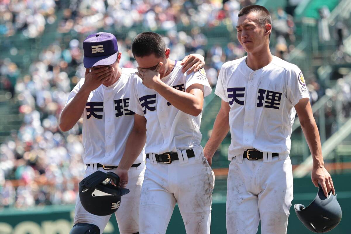 甲子園】「雰囲気が変わる」天理の4番・金本相有は無安打で号泣「打て