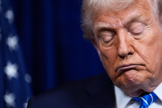 10キロ太り、うとうとする姿…80歳のトランプ大統領、健康に問題はないのか（中央日報日本語版） - Yahoo!ニュース