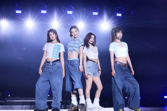 ILLIT、初のライヴ・ツアー〈PRESS START❤〉で紡いだ成長の物語 計7