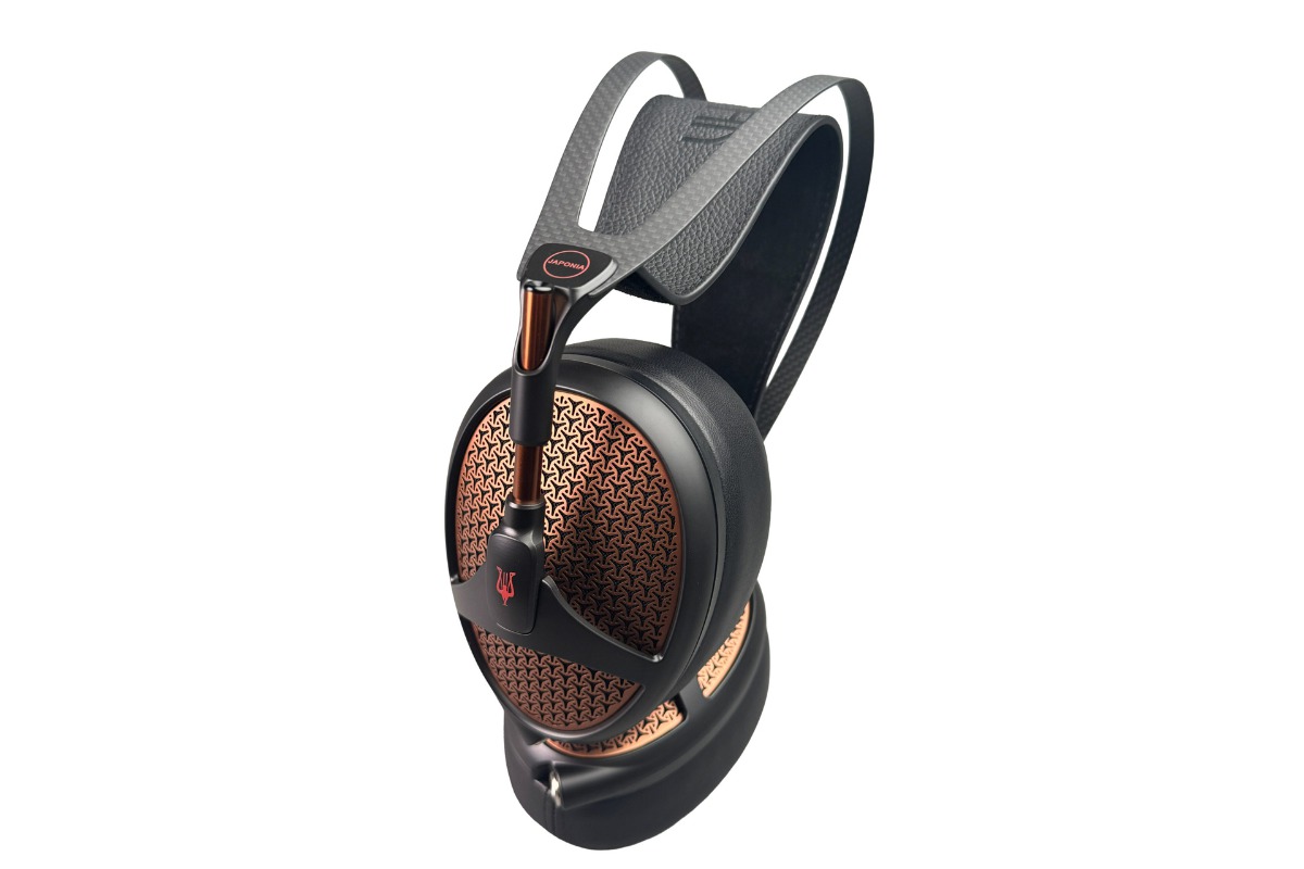 Meze Audio、開放型平面磁界ヘッドホン「Empyrean」に日本限定モデル