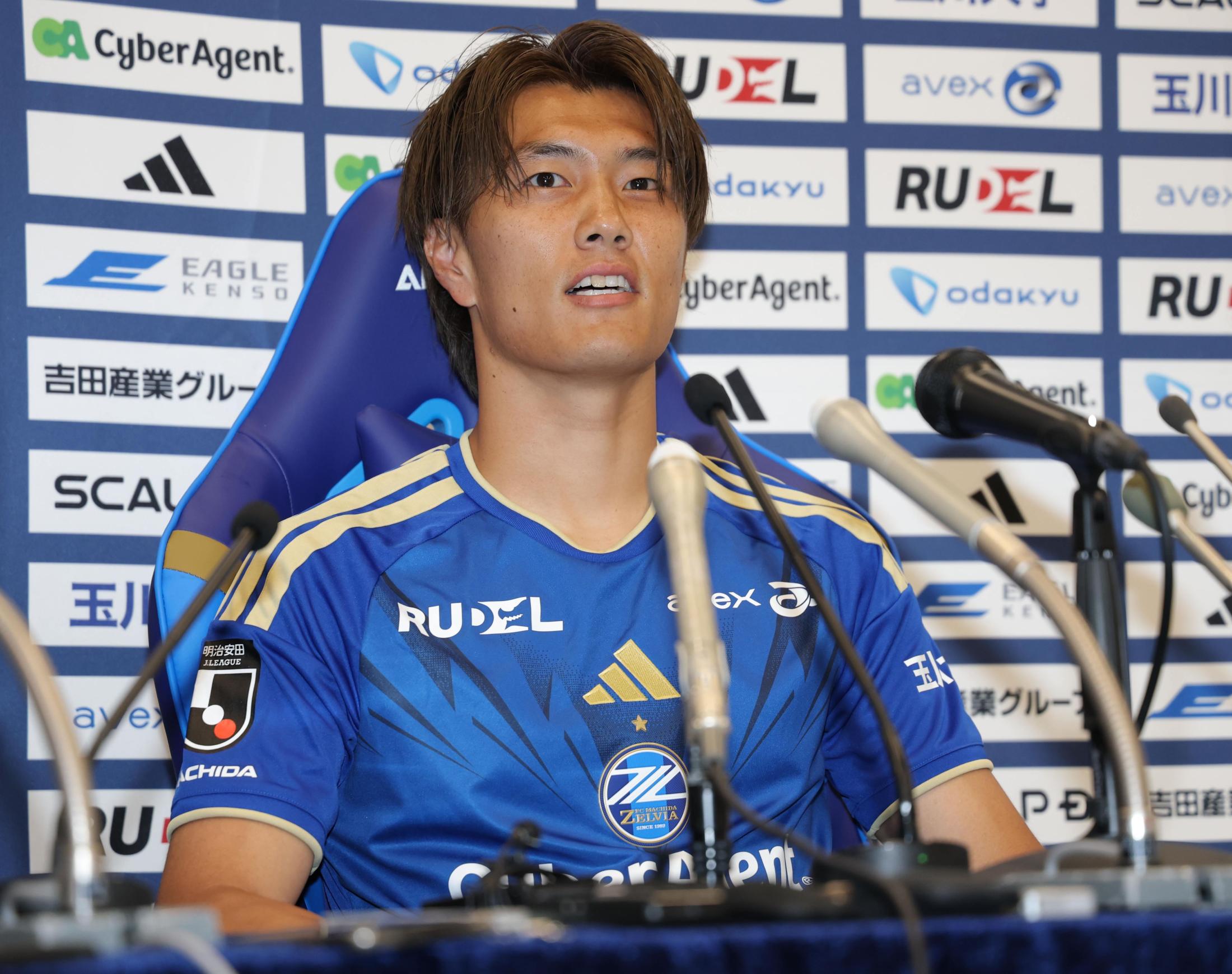 日本代表ユニフォーム　小川航基 日本代表FW小川航基、W杯後に異例の国内復帰の理由説明「僕が一番