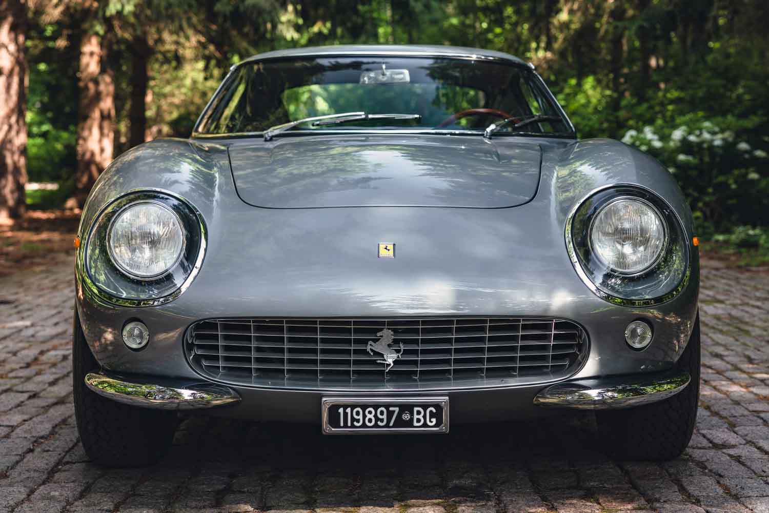 約3億4600万円で落札！ 1965年製「フェラーリ 275GTB」ショートノーズ