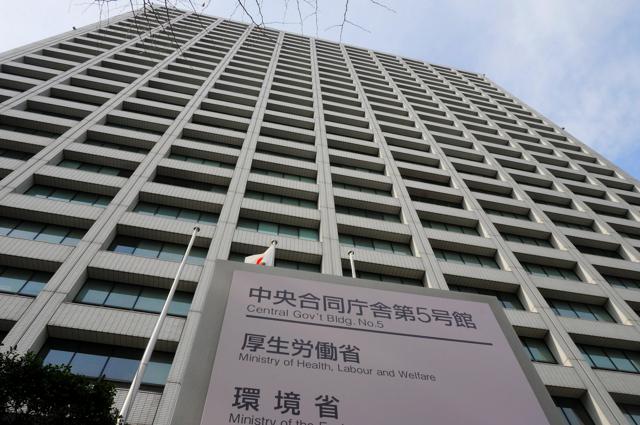 自殺者数過去最少、若者の自殺は増加傾向　自殺対策白書案（朝日新聞） - Yahoo!ニュース