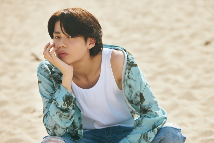 仮面ライダーゼッツ」今井竜太郎の初写真集が発売、デートしてるような
