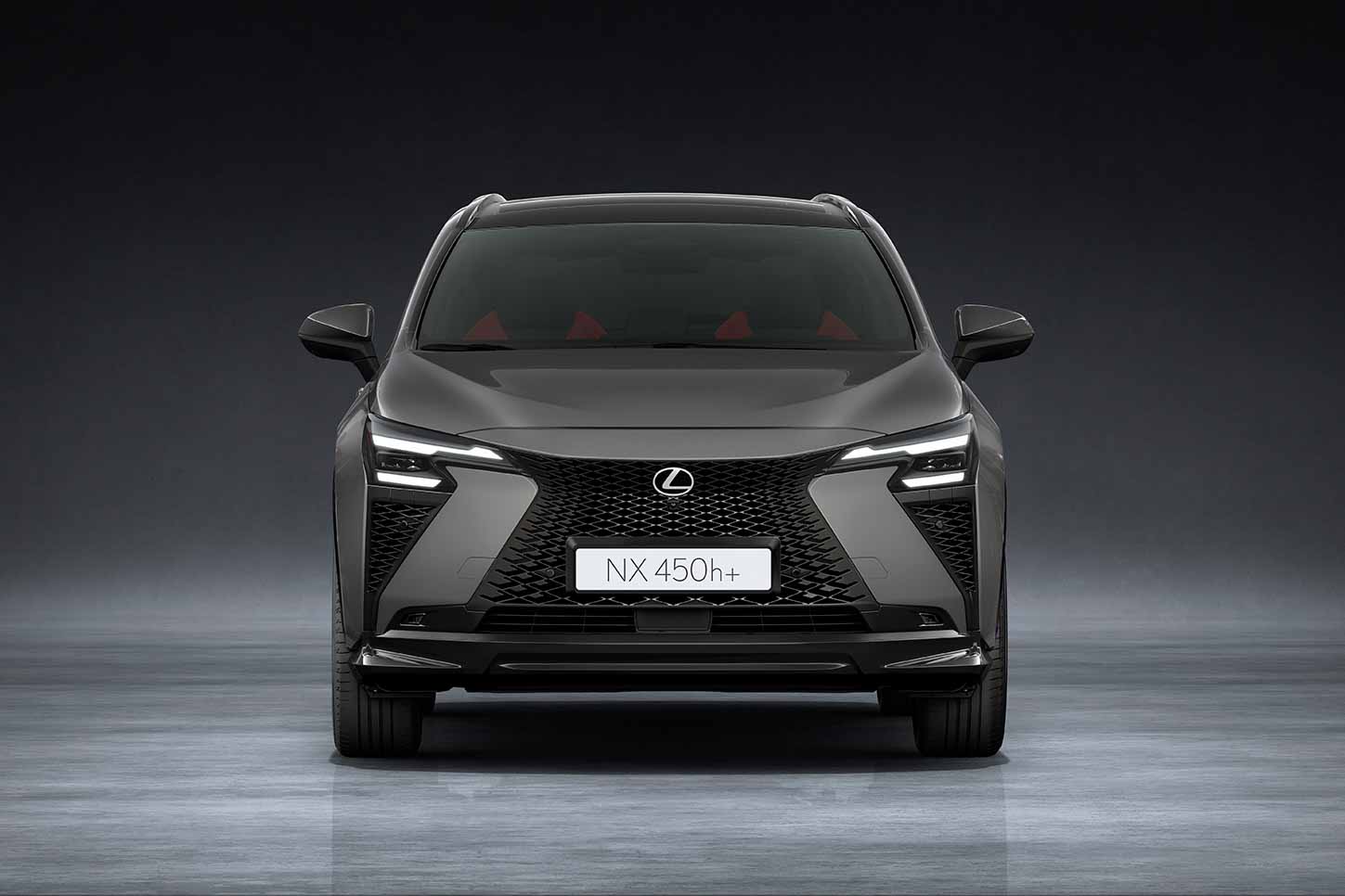 フロントマスク大幅刷新と5種の香り演出！ 車内体験を進化させた
