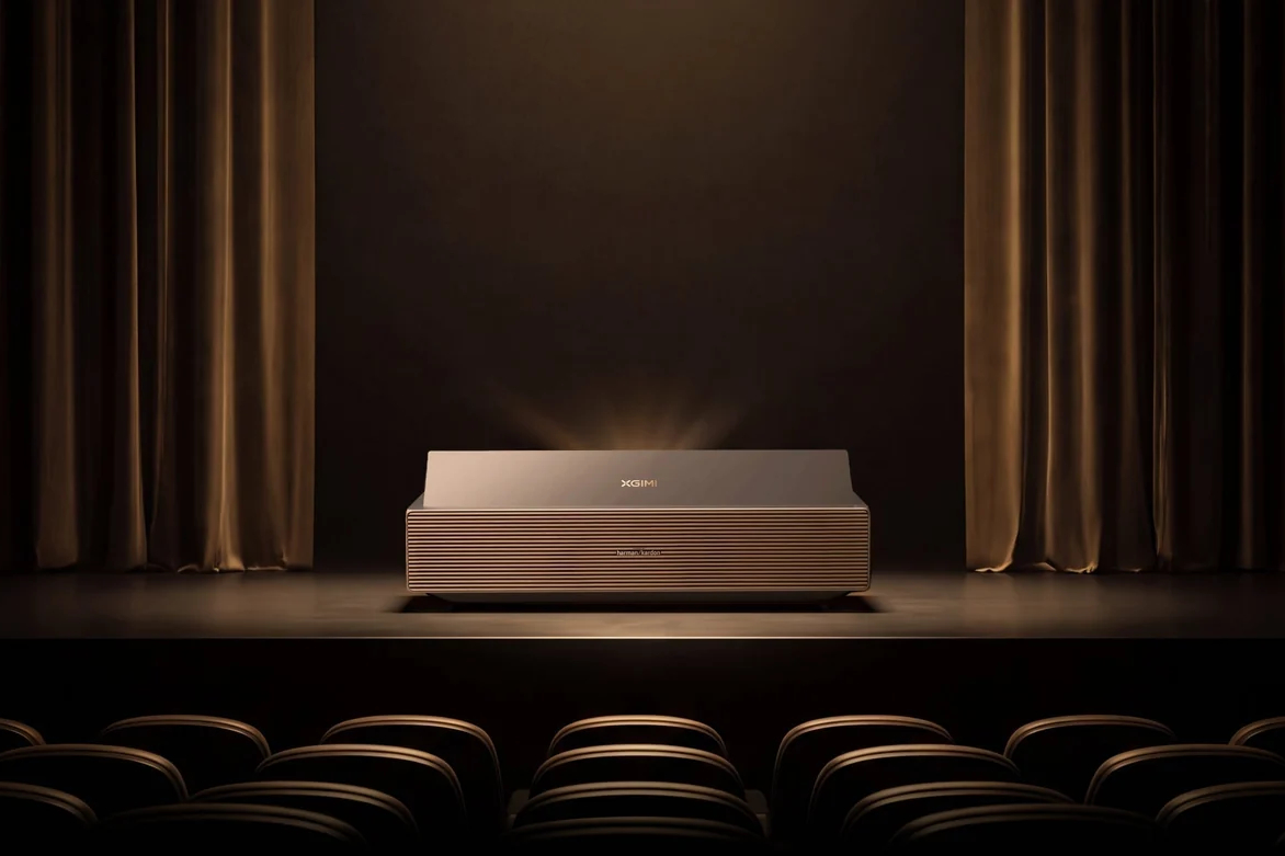 IFA＞XGIMI、超短焦点プロジェクター「AURA 3シリーズ」2モデルを発表