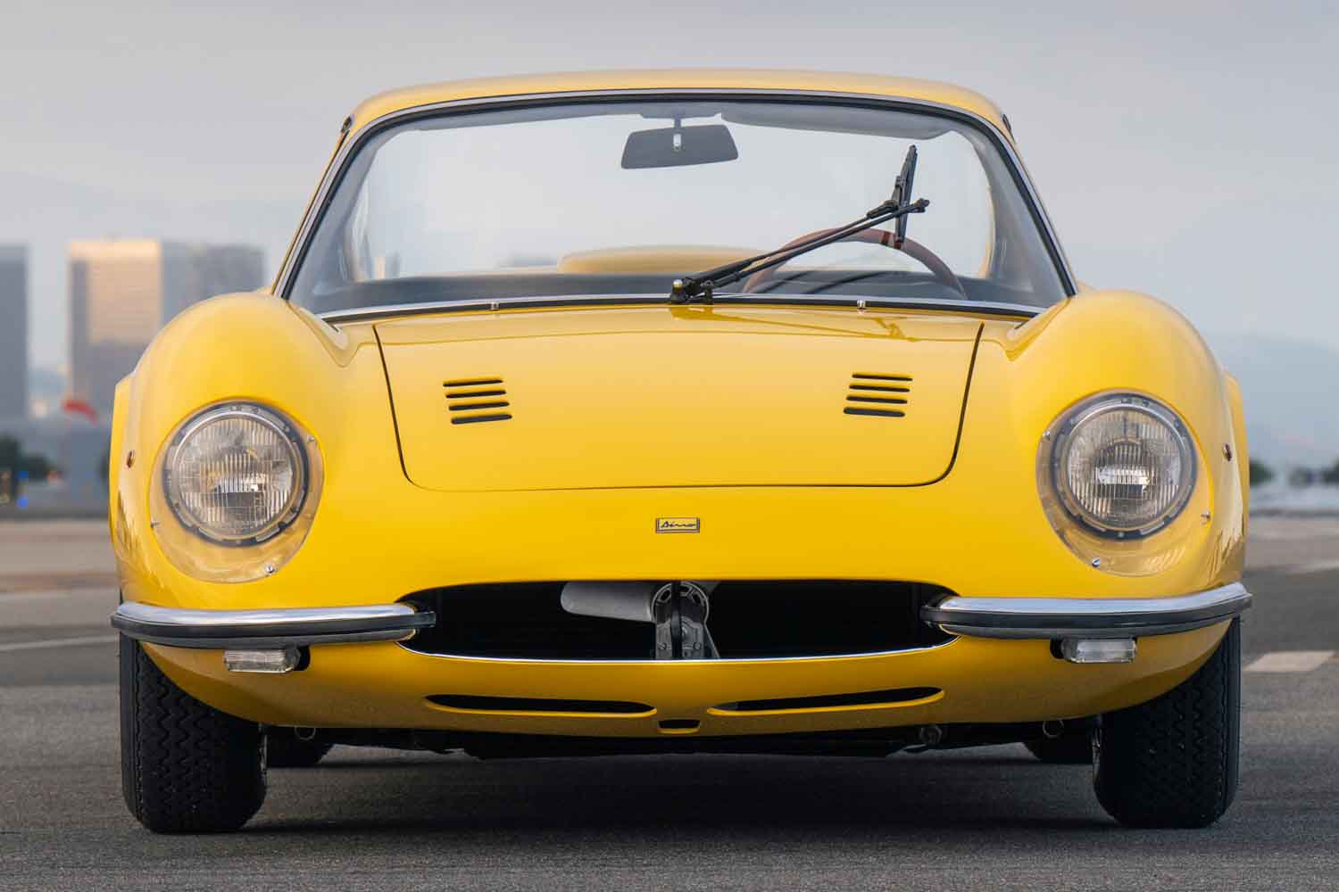 世界中のコレクターを渡り歩いた試作車！ ディーノ206プロトティーポの