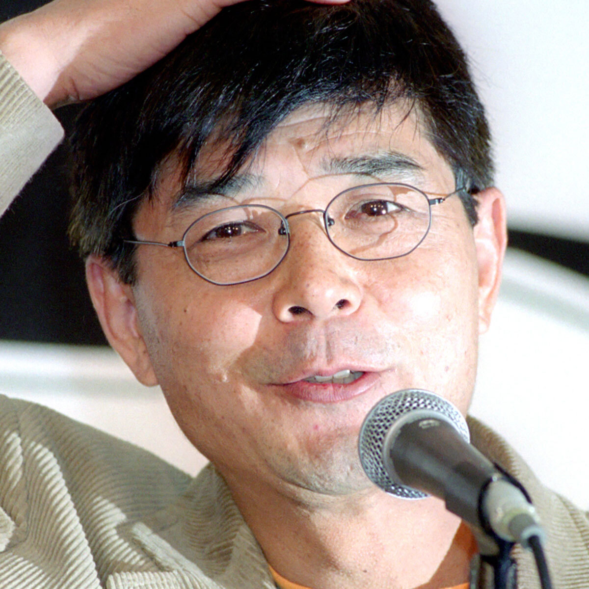 森本レオさん訃報にSNS上で過去のスキャンダルが拡散「異文化交流」も蘇る（SmartFLASH） - Yahoo!ニュース