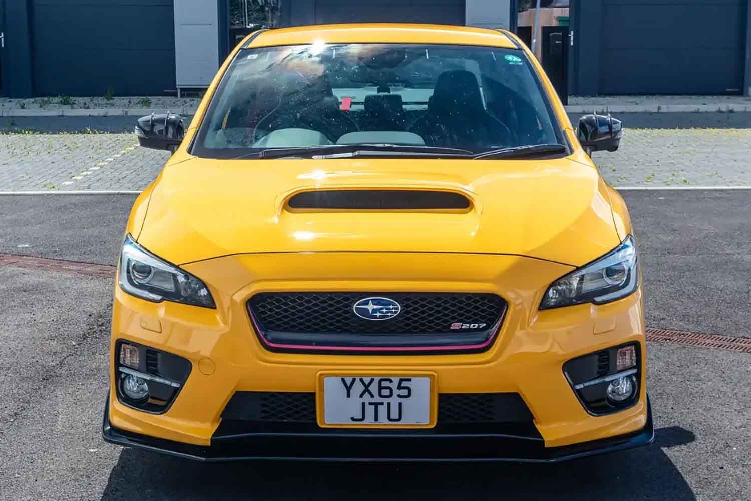 SUBARU スバル イエロータンク 非売品 限定100台のサンライズイエロー！ 約917万円で落札された「WRX STI