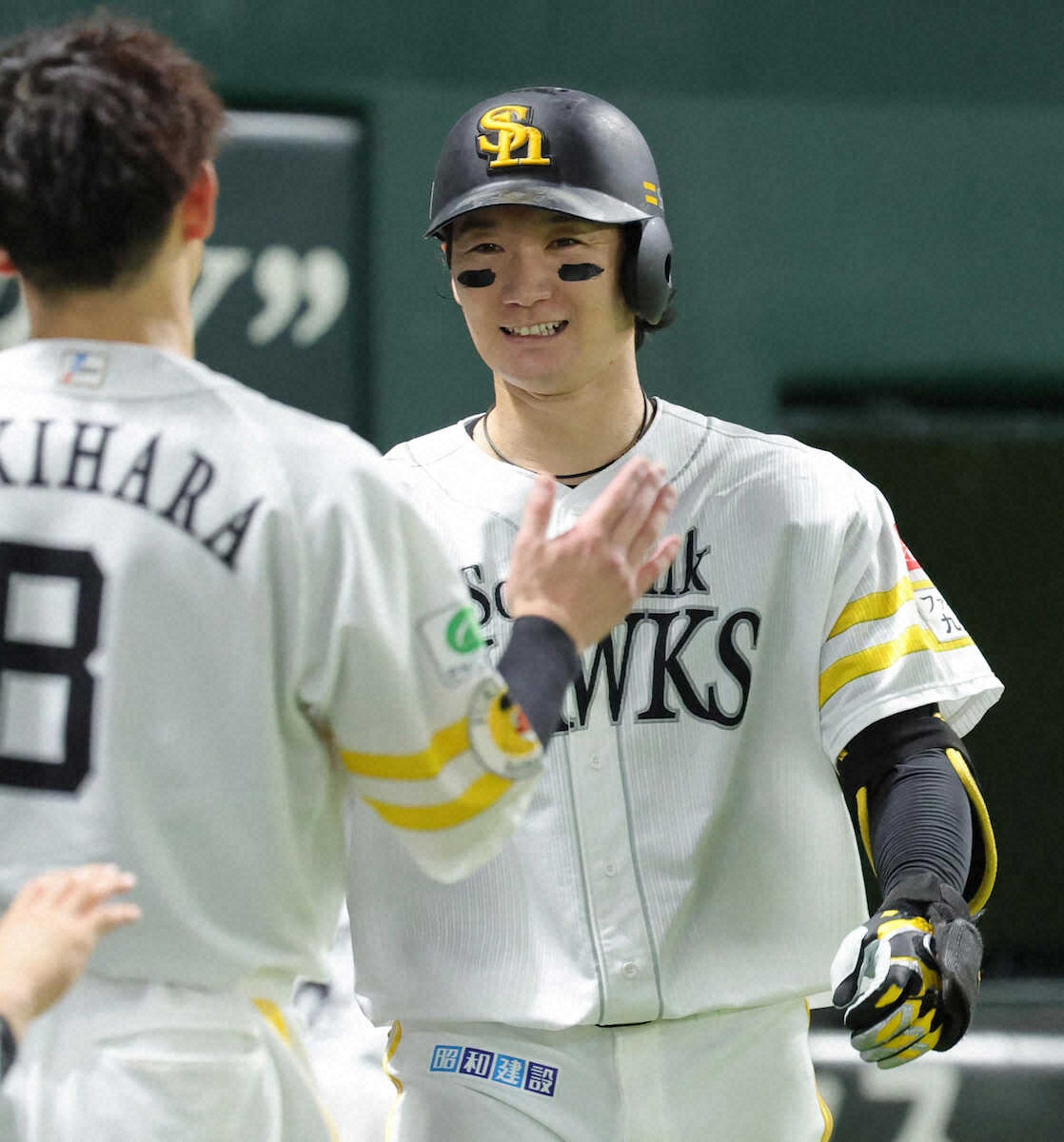 正木智也選手　セット ソフトバンク6連勝でM5 正木智也が26&27号連発！栗原、近藤と30発