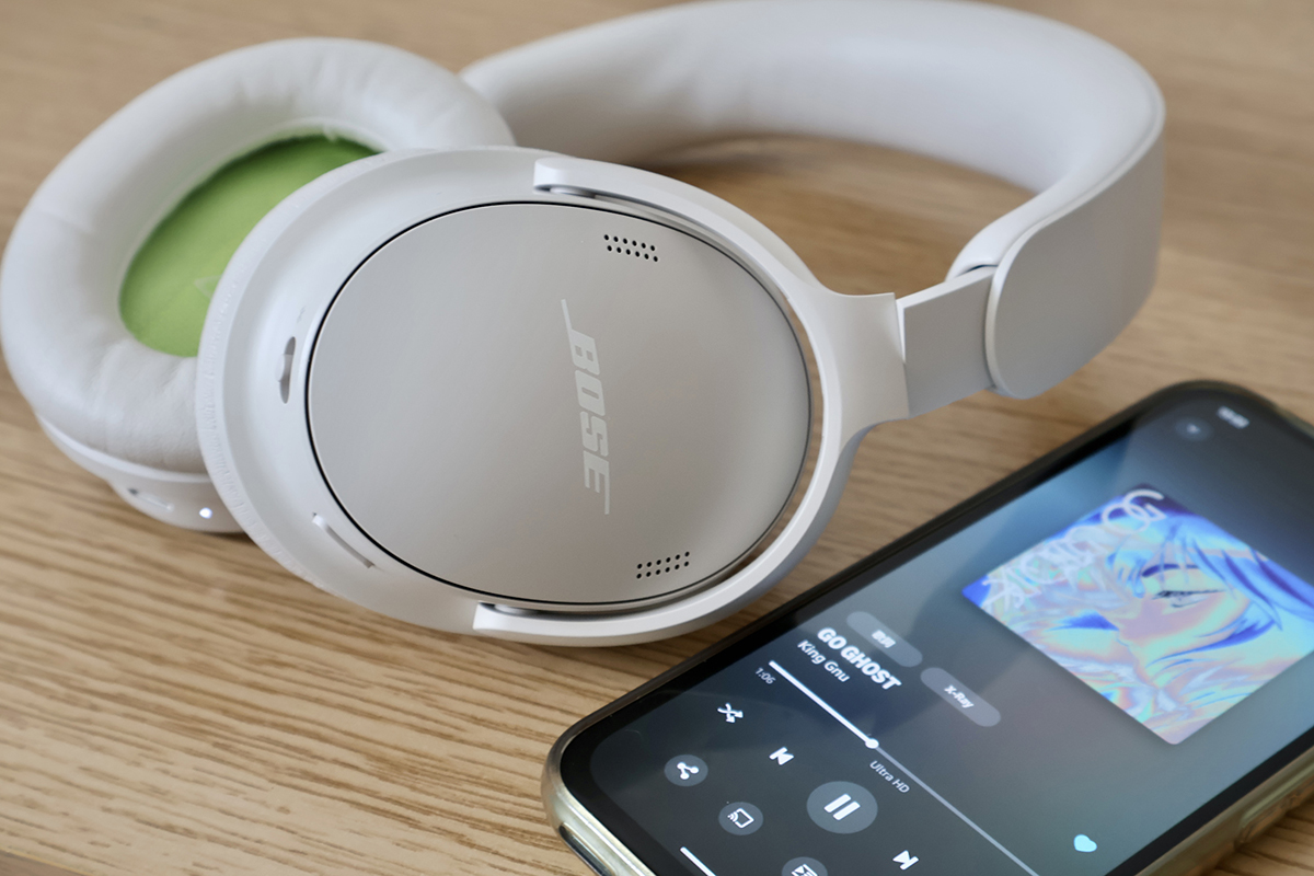 万能エンタメヘッドホン”、Boseの最新「QuietComfort Headphones」で