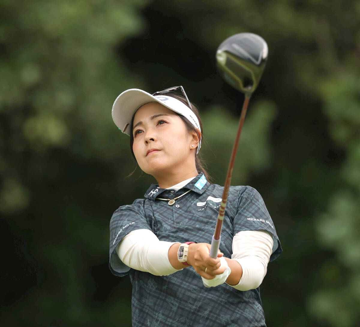 女子ゴルフ】賞金50万円をゲット！ 33歳・青木瀬令奈が入会10年