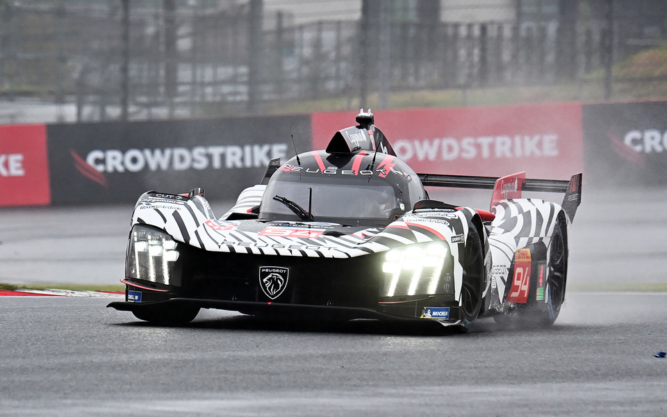 プジョー9X8 ハイパーカー　スパークモデル　WEC WEC富士を戦うプジョーのハイパーカー「9X8」を支えるピットの裏側を見
