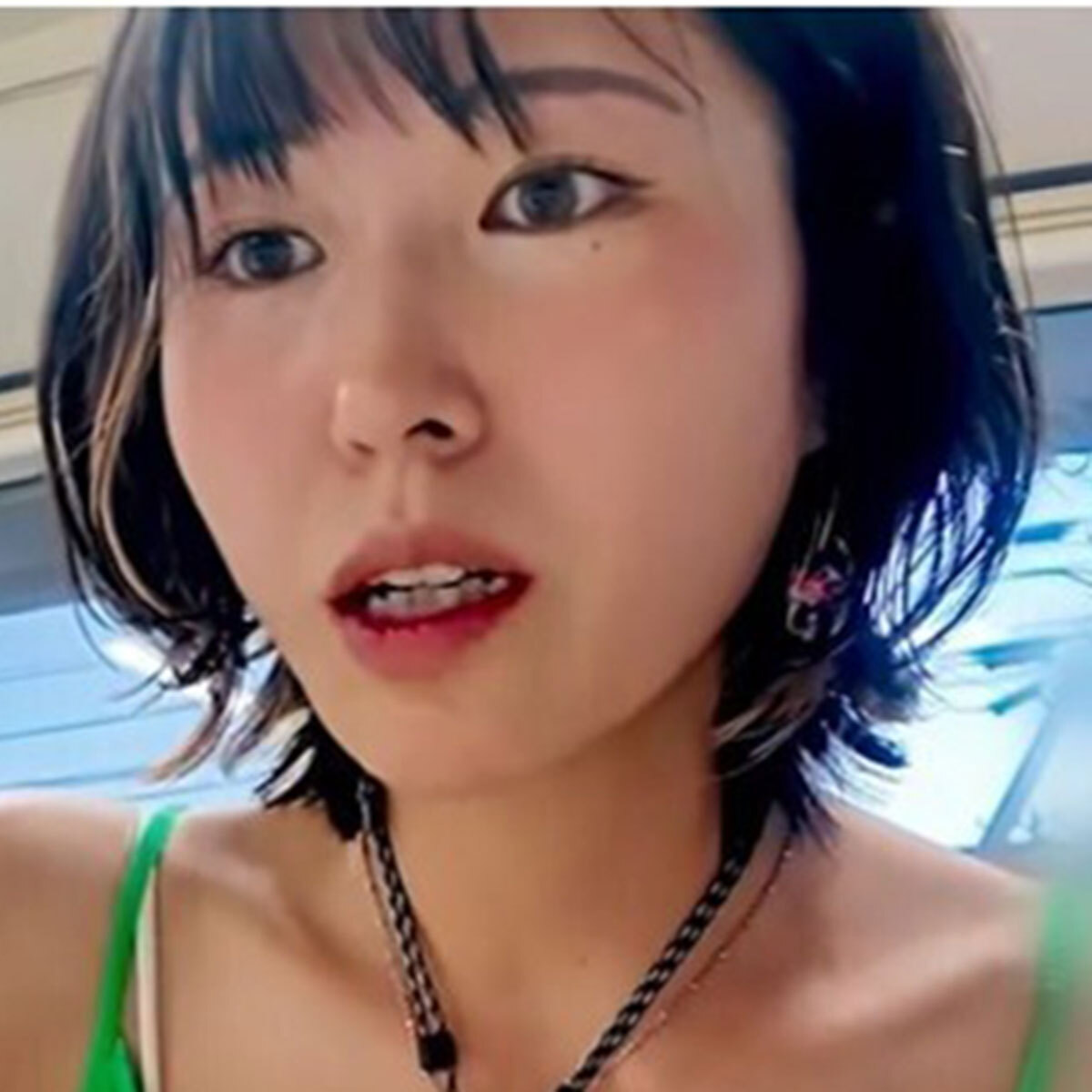 らんこ 仰天ニュース』出演の大食い女性YouTuber、ラーメン店で迷い箸＆大声の