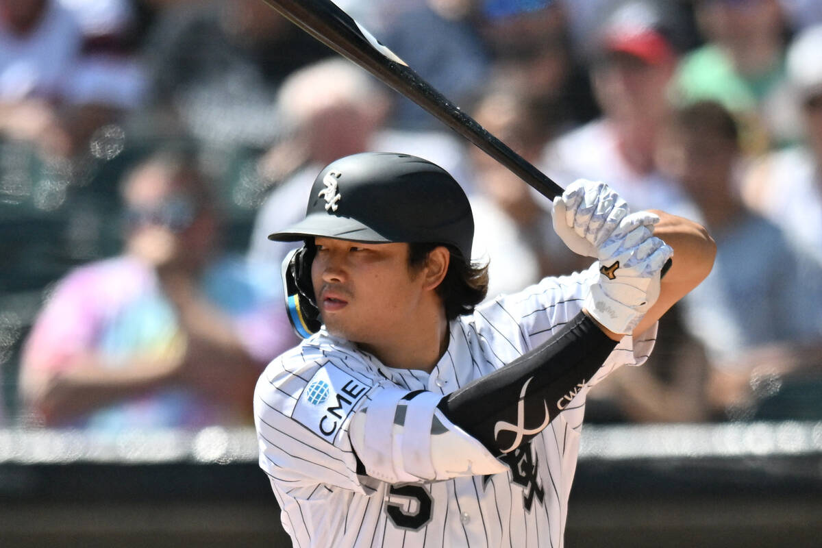 村上宗隆、レギュラーシーズン最終戦の第1打席は遊ゴロ 球団新人