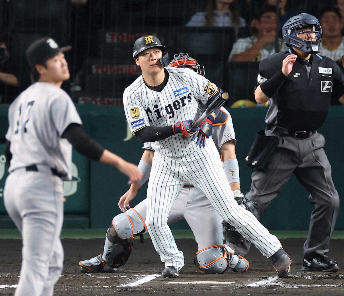 M2】阪神・大山悠輔 9回2死から執念同点打 8回勝ち越し許した及川は