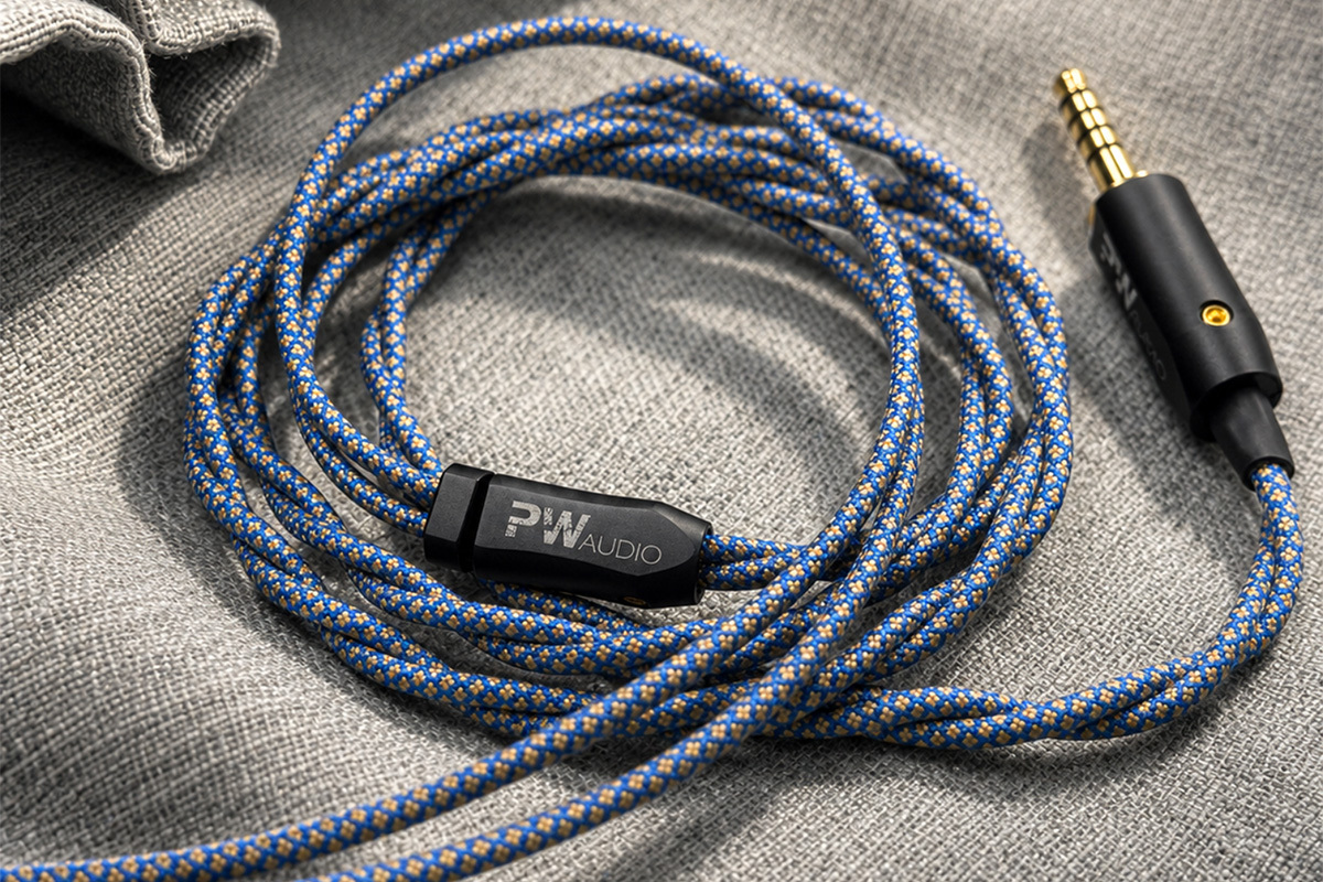PW AUDIO、緻密な内部構造で音質と取り回しを両立したイヤホンケーブル