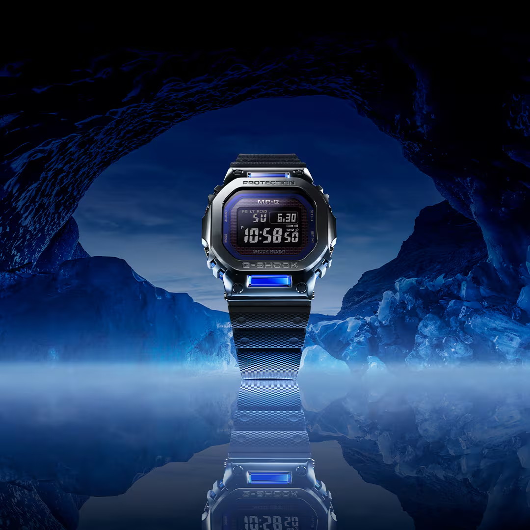 ✨CASIO✨カシオ✨G-SHOCK✨MR-G✨シルバー✨電波ソーラー✨腕時計✨ G-SHOCK MR-G、大粒ブルーサファイアをセットした限定モデル（Impress