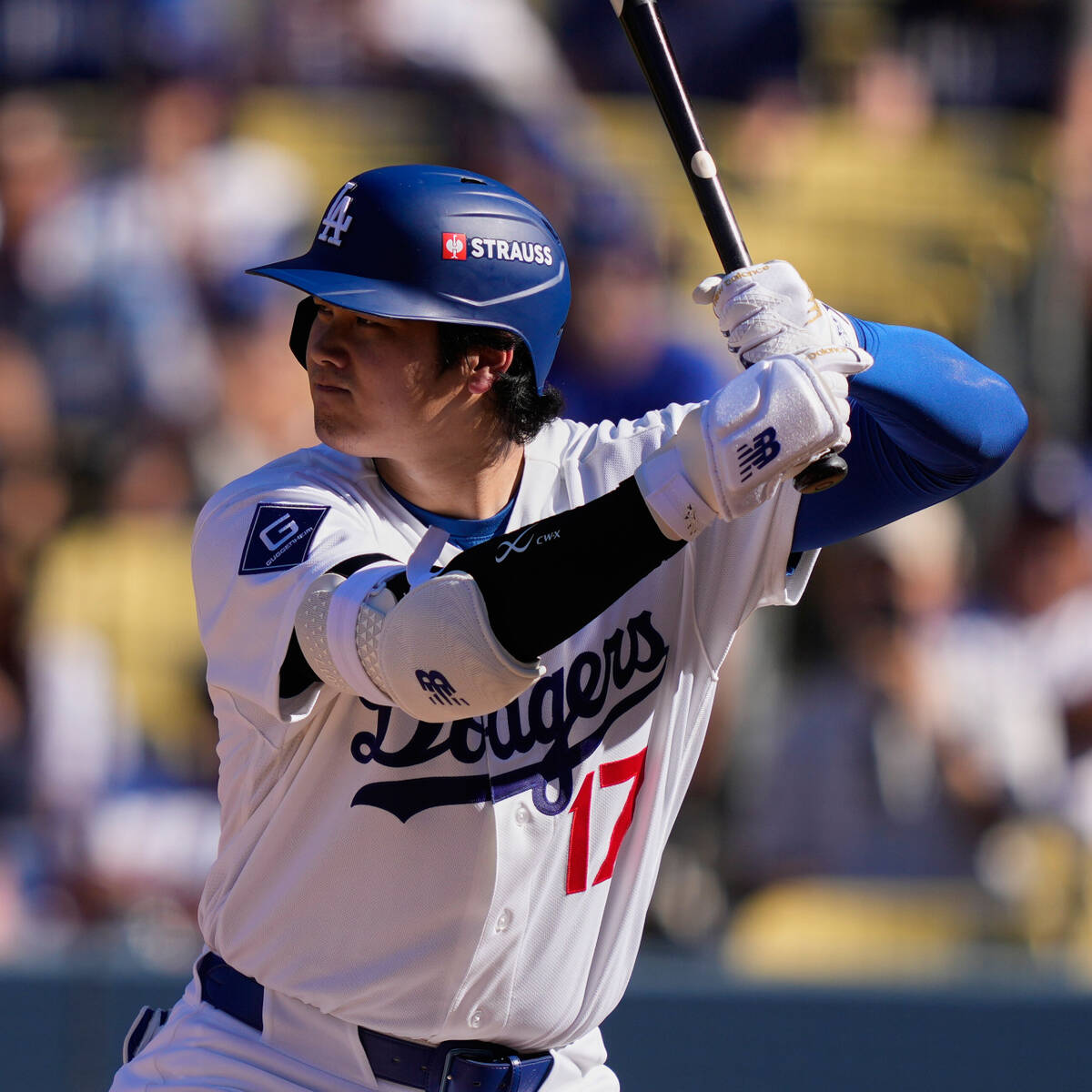 大谷翔平「2番DH」でスタメン入り ドジャース2連勝で突破王手なる