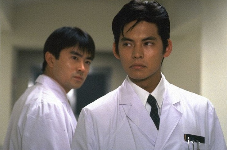 DVD　振り返れば奴がいる　医療ドラマ　全巻セット　織田裕二　石黒賢　三谷幸喜 織田裕二VS石黒賢！ 三谷幸喜脚本の名作医療ドラマ「振り返れば奴が
