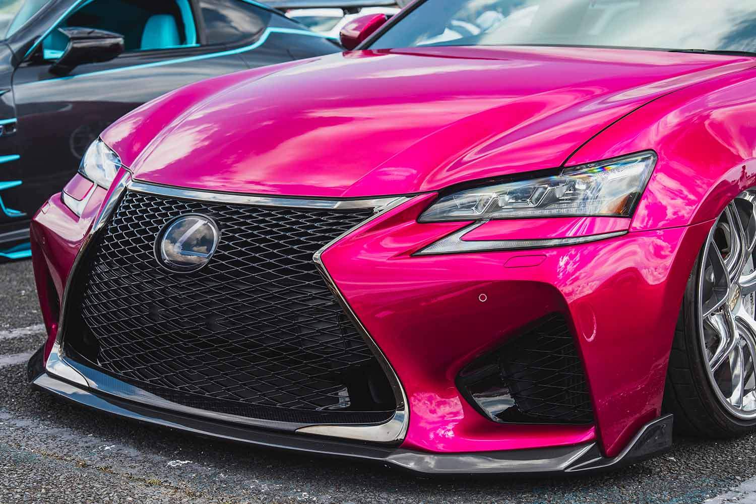 477馬力のV8をVIPスタイルに！ BBS鍛造ホイールを履いたレクサス「GS F