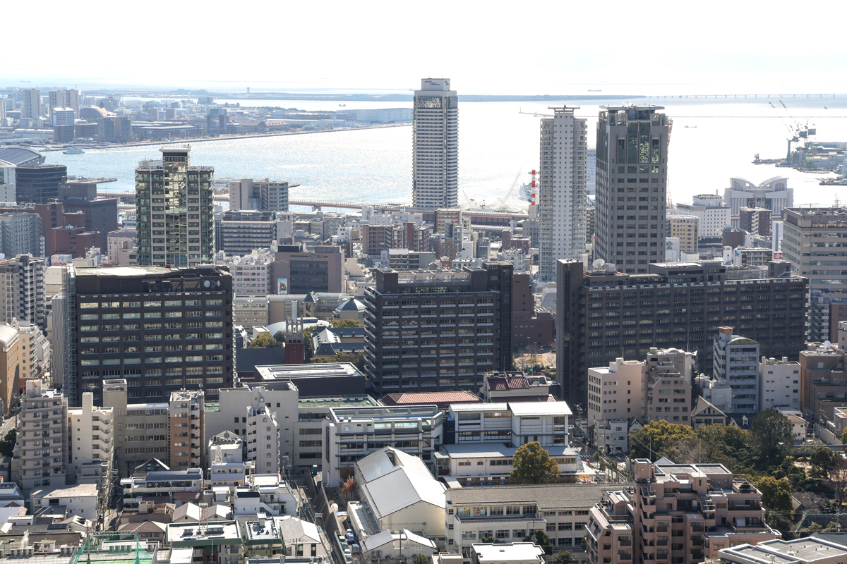 全都道府県で5年連続引き上げ　平均年収最大29万円増　人事委勧告（時事通信） - Yahoo!ニュース