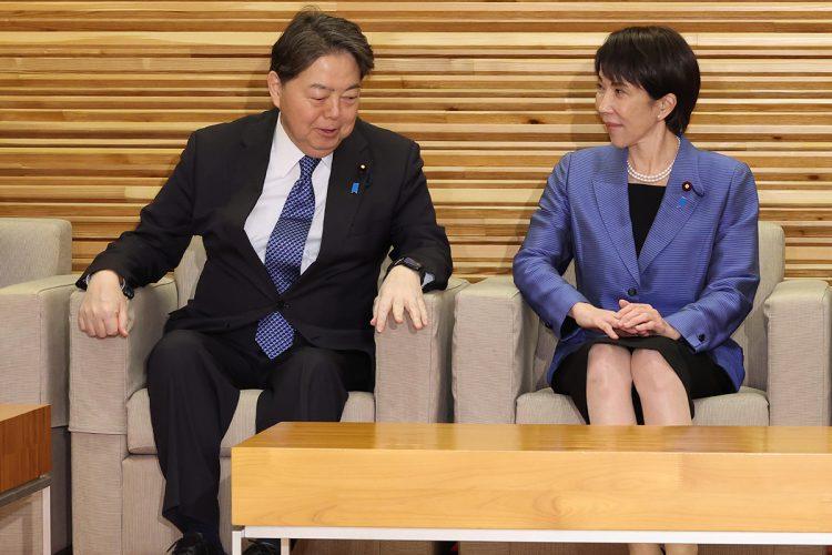 《高市首相とどこが違うのか》林芳正・元総務相に田原総一朗氏が直撃「自分はすぐ人に投げるタイプ。首相ももっと人に振って仕事を回せば考える時間もできる」（NEWSポストセブン） - Yahoo!ニュース