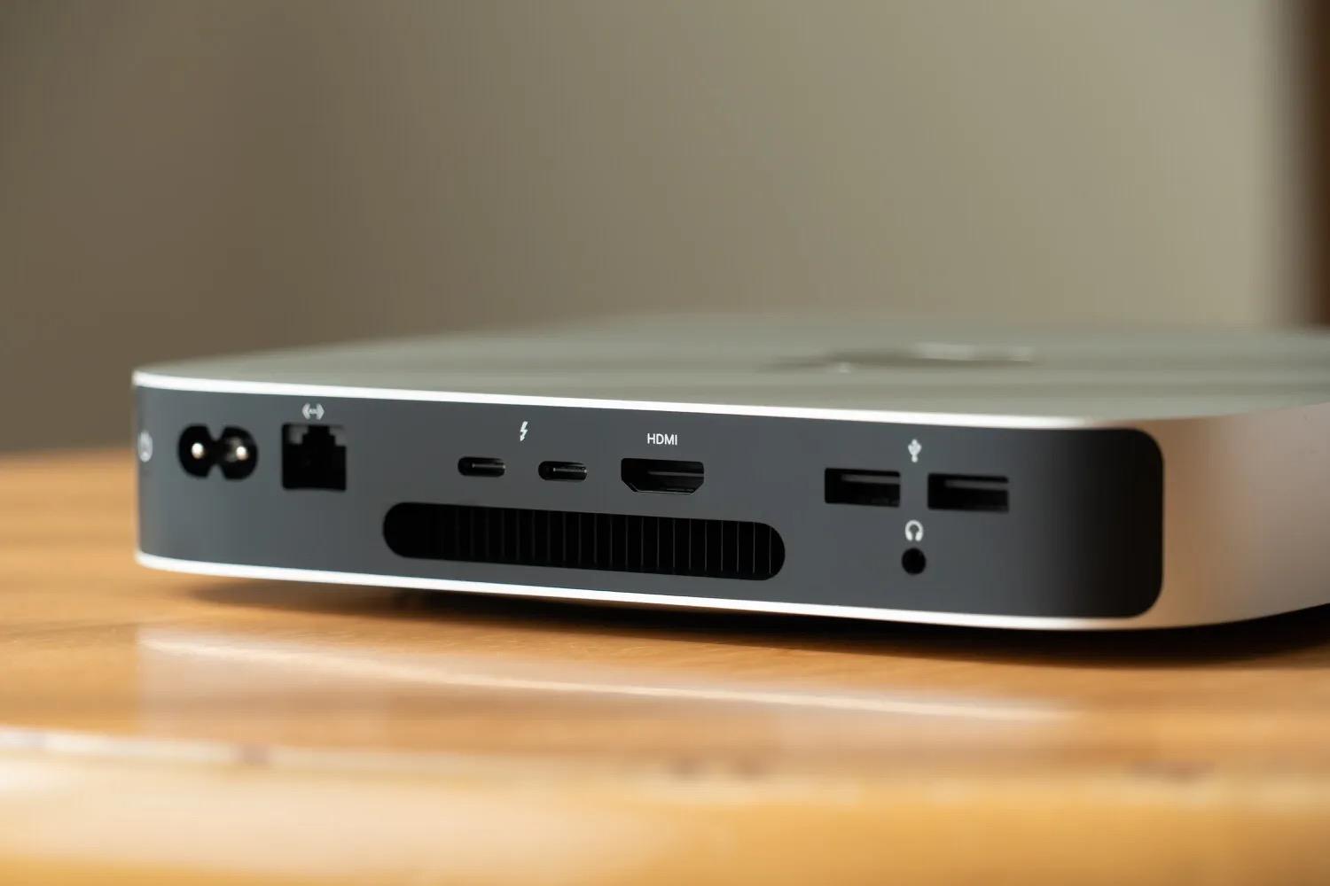 美品】Apple Mac mini M2 8GB 256GB(本日のみ値下げ)