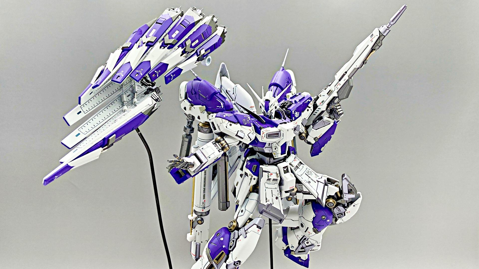 RG Hi-νガンダム 1⁄144 全塗装完成品 ハイニューガンダム Hi-ν hi-ν
