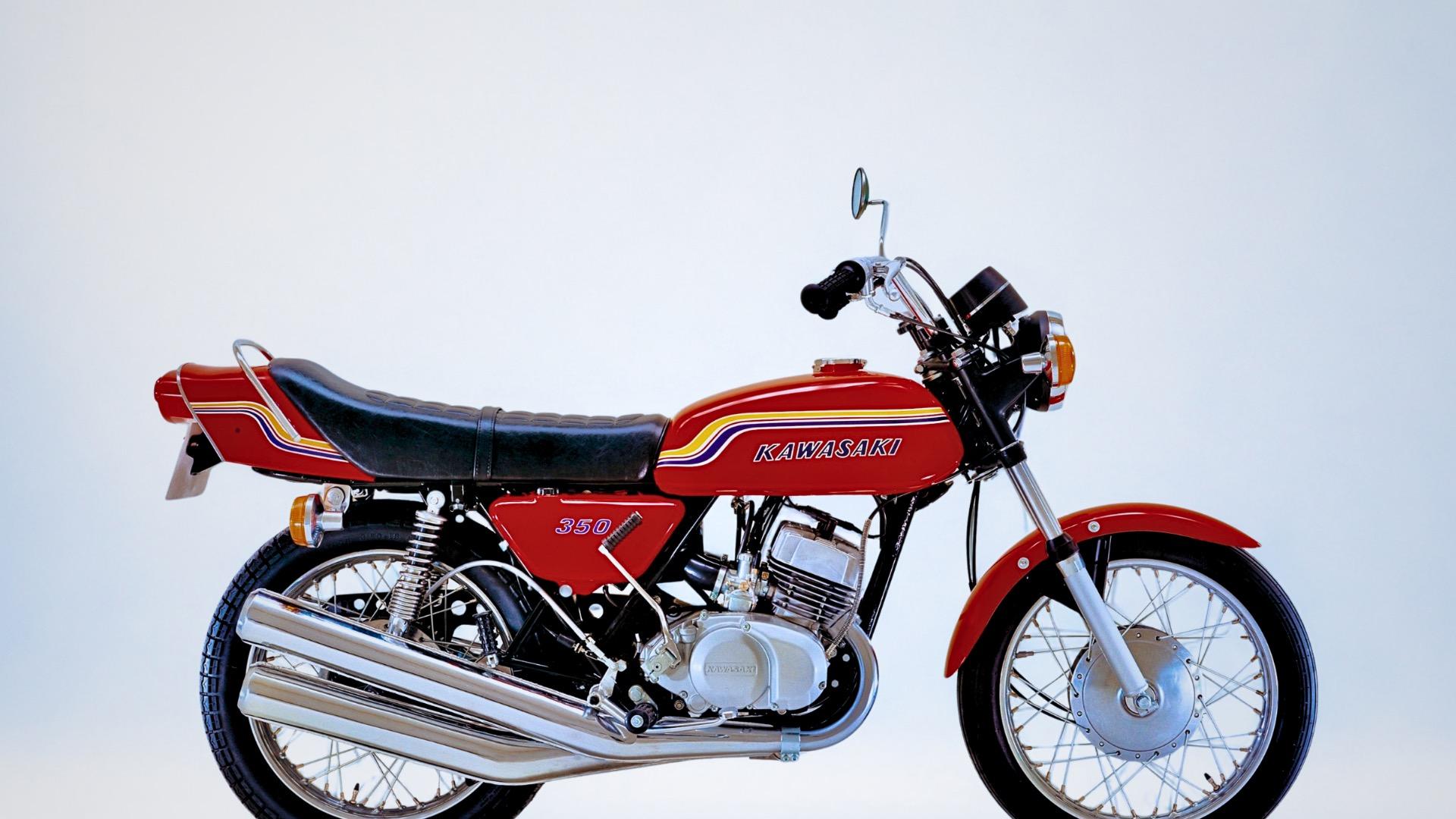 ビックリ3バイ オートバイのあれこれ『三代目マジック9・ZX-9R』（Rotti