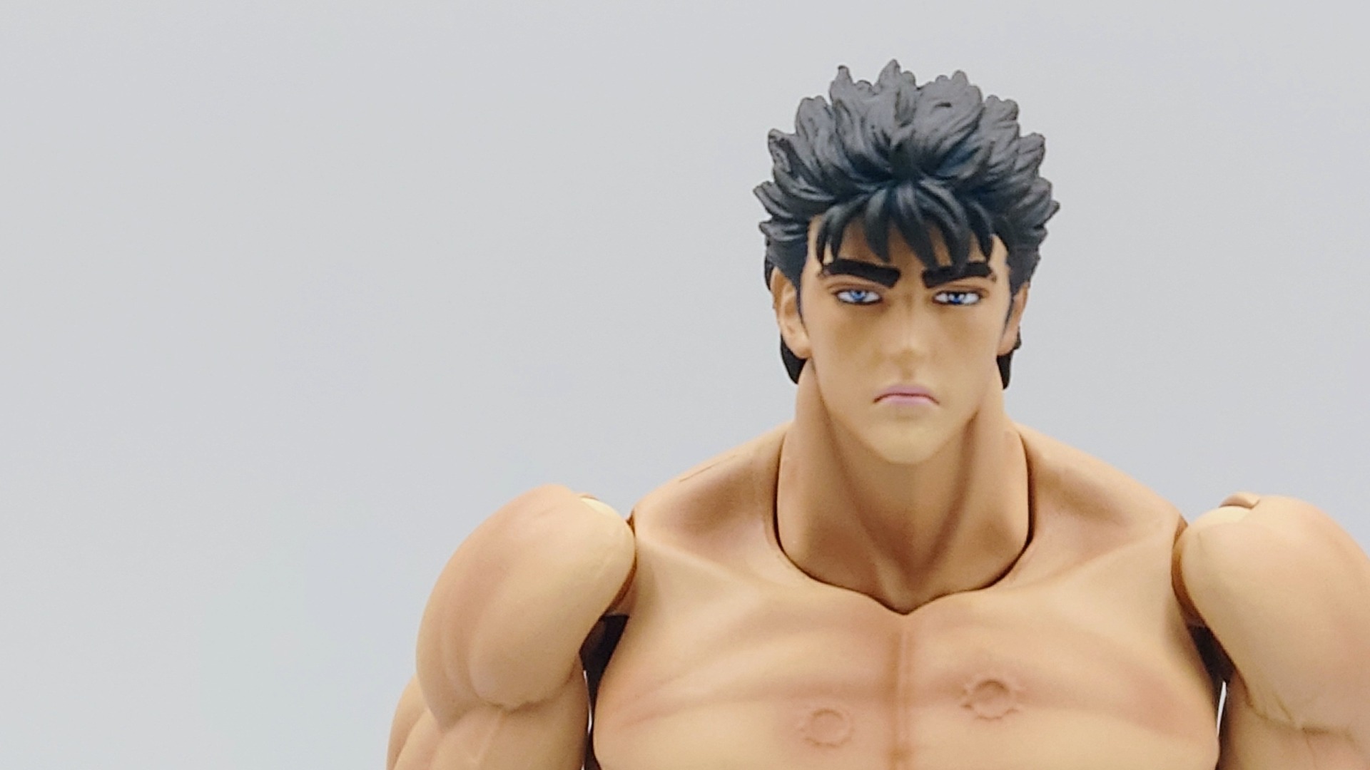 北斗の拳』40周年記念!!超像可動「ケンシロウ」クリスタル限定版