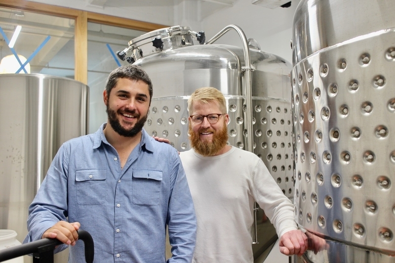 Brooklyn Kuraのブライアン・ポレン氏と、生化学者のブランドン・ドーン氏がここでクラフト酒を作っている。(c) Kasumi Abe