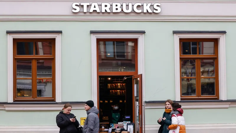 日本のユニクロ 米スタバやマクドナルド ロシア離れ 決断したこれだけ多くの多国籍企業 一覧 安部かすみ 個人 Yahoo ニュース 日本のユニクロ 米スタバやマクドナルド ロシア離れ 決断したこれだけ多くの多国籍企業 一覧 安部かすみ 個人 Yahoo ニュース