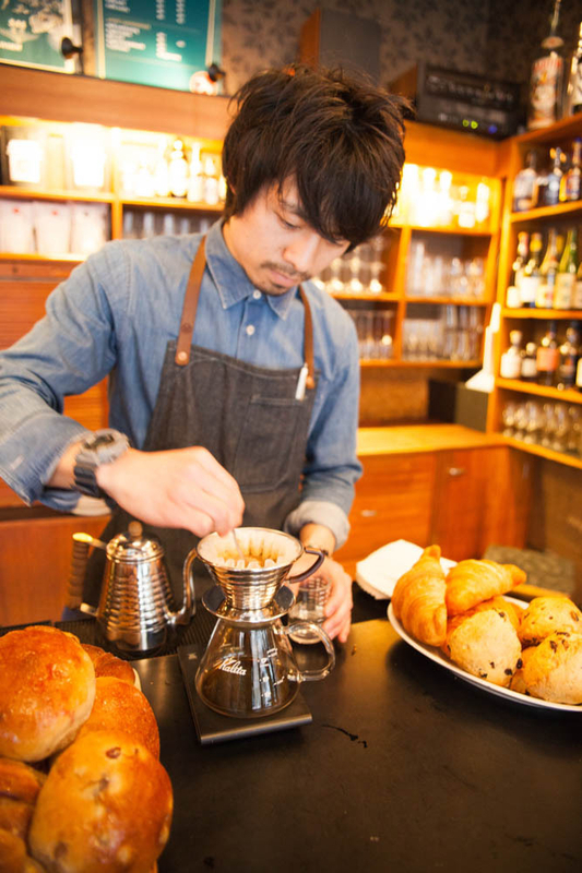 ペーパードリップはコーヒーフィルターなので大丈夫とのこと　Photo:Asaki Abumi