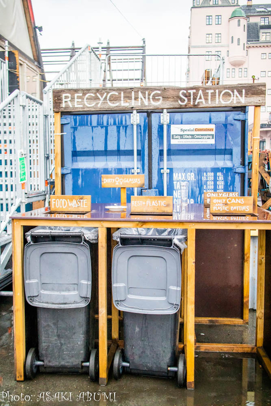 「リサイクル駅」では、徹底したゴミの分別を呼び掛けます Photo: Asaki Abumi