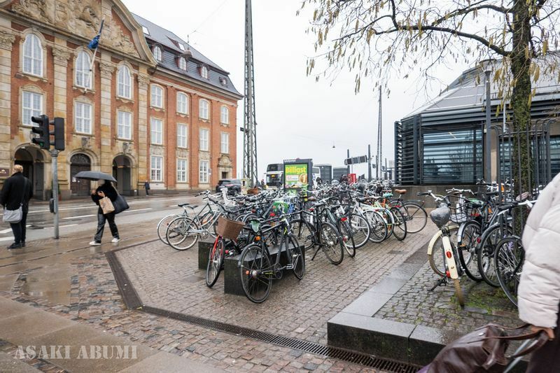 コペンハーゲンは自転車の都市であることが観光PRにもなっている　筆者撮影