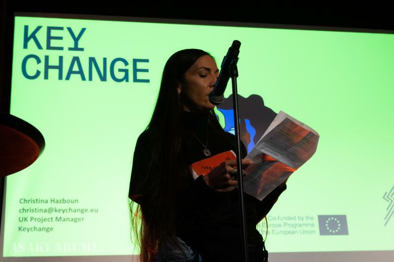 国際音楽祭オスロ・ワールド中にKeychange1日イベントが開催され、運動が必要な理由を語るChristina Hazbounさん　筆者撮影
