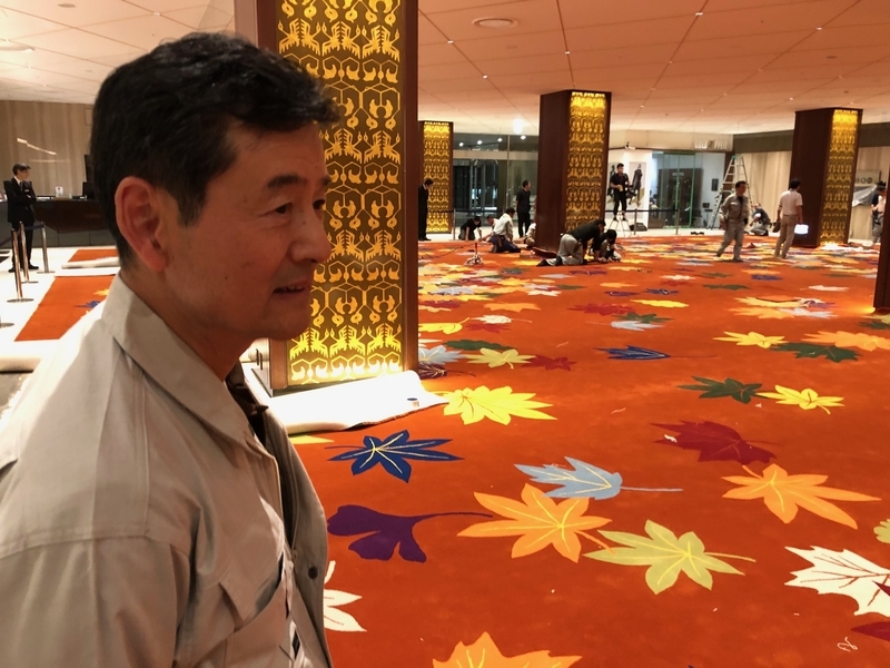 オリエンタルカーペットの三浦昇さんは50年近く前も作業に立ち会った（筆者撮影）