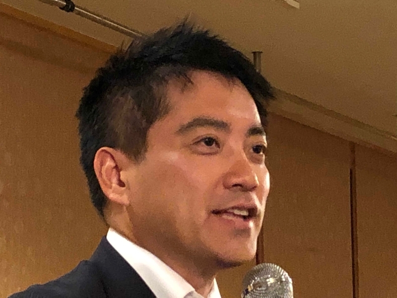 社会的に弱い立場の人たちのアイドル(撮影・相澤冬樹)