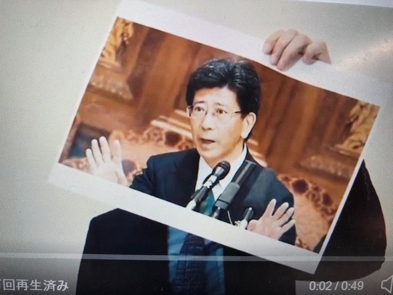 佐川氏を告発する”青汁王子”の動画(本人のツイッターより)
