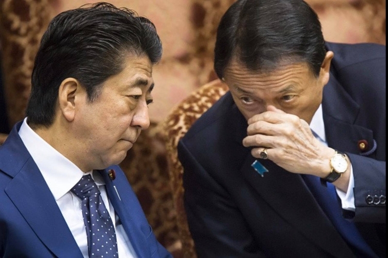 安倍首相と麻生財務大臣は遺族の訴えにどう応えるか（Getty Images））