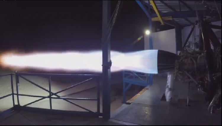 BFR宇宙船、「ラプター」エンジンの燃焼試験 SpaceX発表映像より