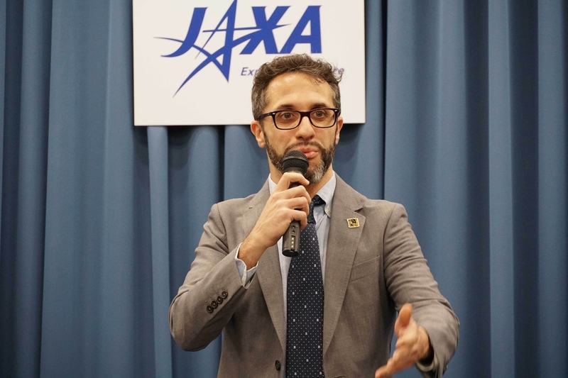 JAXA 宇宙科学研究所のハビエル・ペラルタ国際トップヤングフェロー。撮影:秋山文野