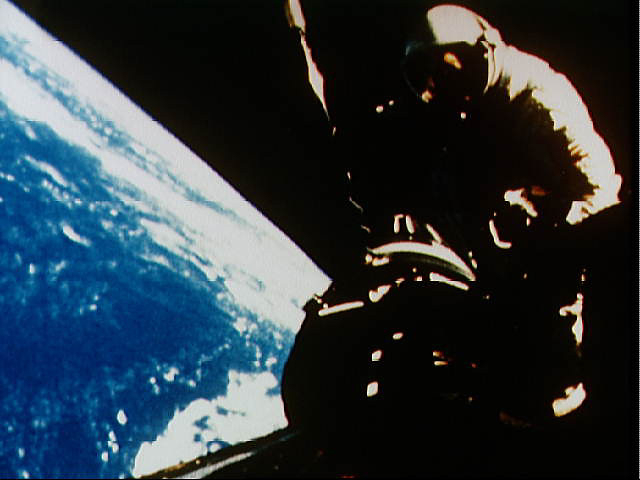 ジェミニ11号による地球周回飛行。Credit: NASA