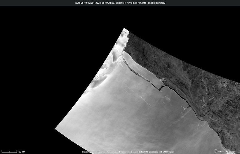 Sentinel hubからダウンロードした世界最大の氷山「A-76」のレーダー観測画像。Credit: European Union, Copernicus Sentinel-1 imagery